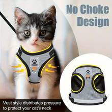 1 Adjustable Anti-Escape Cat Harness With 5M Retractable Leash, Polyester Mesh Design, Ergonomic Chest Strap And Safety Buckle, For Walking, Indoor/Outdoor Use, Cat Leash, Indoor Pet Control, Modern Pet Gear, Sturdy Pet Accessory