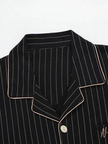 男士条纹睡衣套装，纯棉长袖上衣和长裤，透气吸汗，适合春秋季和秋冬季穿着。 - 黑色 - 查看 2