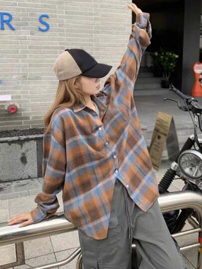女式格子落肩长袖衬衫，随机剪裁拼接