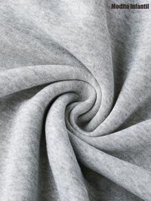 KID003-1|sudadera para niña|Sudadera con capucha Otoño/Invierno 2025|Sudadera estampada elegante para edades de 3 a 15 años|Cómodo y cálido|Enviado desde México|Temporada de regreso a clases|Halloween|Día de los Muertos|Para uso diario y regreso a clasesSudadera de color gris claro con diseños vintage que mantienen el espíritu clásico vivo, con un coche retró y frases inspiradoras como "KEEP CLASSIC ALIVE" y "Live A Modern Life", perfecta para aquellos que aman la combinación de lo antiguo y lo moderno - Gris - Ver 7