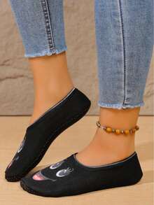 Women's Cartoon House Slippers, Soft Fabric Lining, All-Season Textile Sole, Suitable For Year-Round Wear, Indoor Shoes, Loose Design, Slip-On Style, Breathable Material, Durable Structure, Thick Insole, Lightweight, Casual Wear, Keeps Warm In Winter - Black - View 4