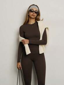 PinkTip Women's Solid Color Seamless Stretchy Long Sleeve & Long Pants Activewear Set, Butt-Lifting, Slim-Fit, Soft Workout Pants Set For Daily Casual, Fitness, Running, Yoga, Pilates Spring - Cà phê nâu - Xem 1