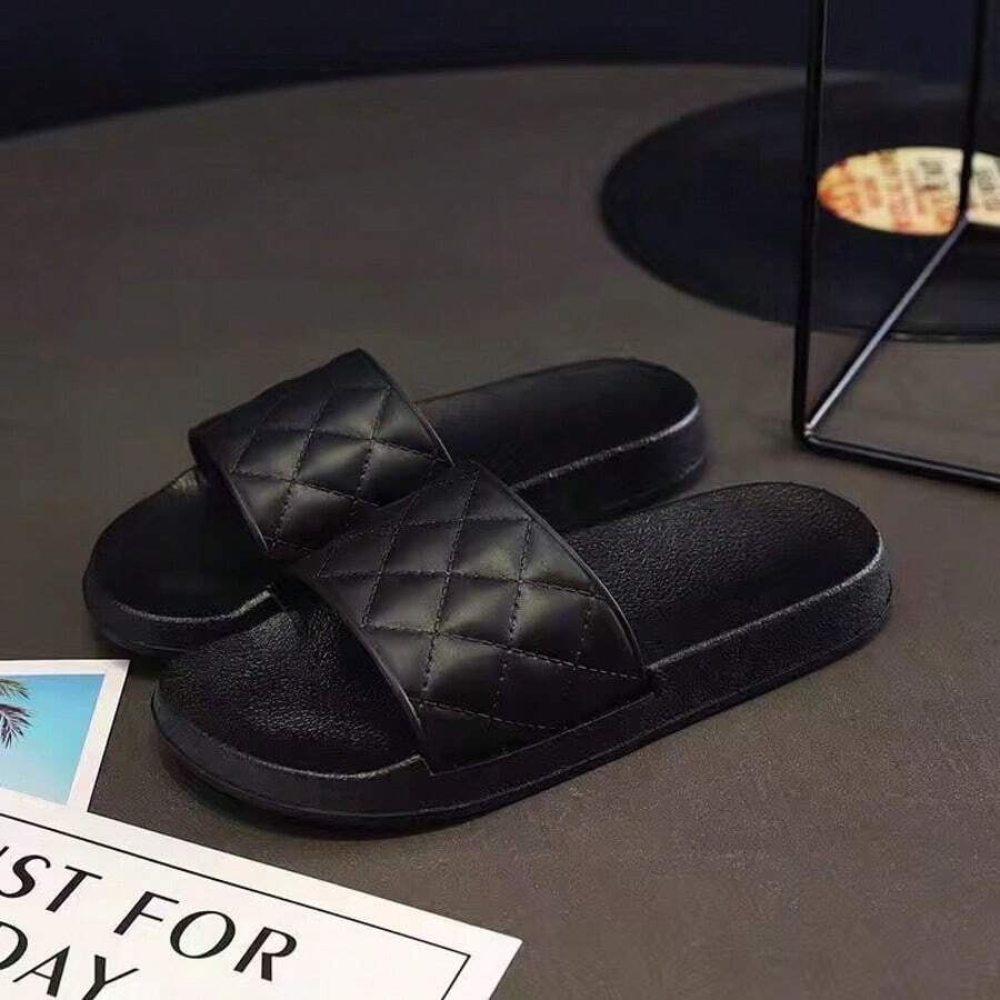 Casual Versatile Simple Black New Slippers