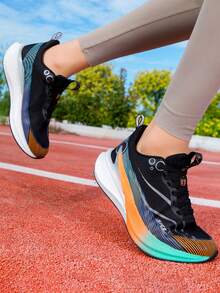 Neue bequeme stoßabsorbierende Herren Outdoor Lässig Sportschuhe, leichte atmungsaktive Marathon Track & Field Trainingsschuhe