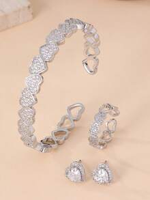 1 Stück Armband-Set in Herzform für Frauen, besetzt mit kubischen Zirkonia-Steinen, verstellbares minimalistisches Luxus-Armband, geeignet als Geschenk für Freundin, Halloween, Weihnachten, Saudi-Nationalfeiertag