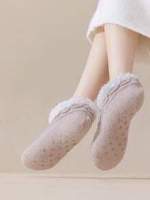 一双加厚保暖地板袜，内里带绒毛，袜底硅胶防滑，室内鞋套。毛绒袜，蓬松袜 - 彩色 - 查看 8