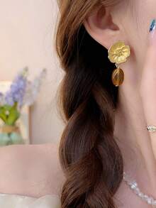 1 par de pendientes de flor blanca delicada para mujeres, diseño exagerado y versátil, adecuado para compromiso, boda, uso diario, fiesta, regalo para familia, hermanas, amigos, novia, cumpleaños, Día de San Valentín