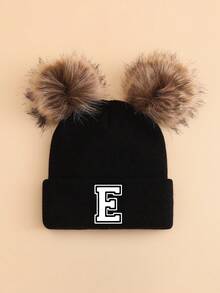 1 pieza Gorro de punto personalizado con letra A-Z para niños, gorro de punto suave y cómodo con doble pompón, adecuado para otoño/invierno, vuelta al colegio, cálido y a prueba de viento para niños y niñas