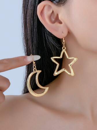 1 Pair Fashionable Asymmetric Hollow Moon & Star Pendant Earrings, Suitable For Women's Daily Wear