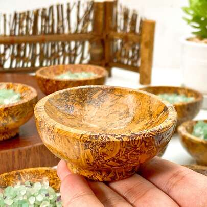 随机1个高品质水晶碗装饰品，天然石材，闪粉，生日礼物，女士礼物，女友礼物，场景装饰，桌面装饰，水晶摆件。