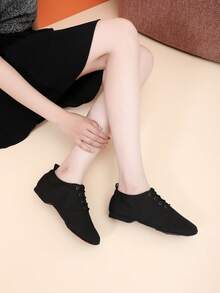 1.5厘米低跟黑色系带女士拉丁舞鞋，软底瑜伽练习鞋，黑色运动鞋，专业芭蕾舞表演鞋，舒适柔软轻便的现代舞/爵士舞/莎莎舞鞋