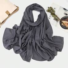 1pc Women's Classic Retro Solid Color Crinkle Breathable Soft Headscarf, Ladies' Versatile All-Season Fashion Headwrap, Multi-Functional Outdoor Windproof, Decorative Elegant Scarf, Shawl