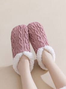 一双加厚保暖地板袜，内里带绒毛，袜底硅胶防滑，室内鞋套。毛绒袜，蓬松袜 - 彩色 - 查看 2