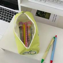 1个鱼形面粉猫铅笔盒和面包小狗蛋糕铅笔盒，高品质可爱化妆包，学生返校文具包，超大容量收纳袋