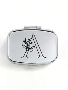 Cutie de pastile pătrată cu model floral negru, 2 compartimente portabile pentru pastile, mini cutie de depozitare metalică, cutie portabilă pentru bijuterii și pastile, cadou creativ personalizat cu identificare a numelui, potrivită pentru călătorii, activități în aer liber, genți, buzunare, utilizată pentru cadouri de nuntă, cadouri și decorațiuni pentru recepție, cutie de depozitare decorativă pentru călătorii cu design unic (litere inițiale A-Z), organizator de medicamente pentru călătorii în aer liber, articole esențiale, trusă de prim ajutor