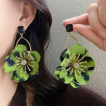 Andkiss 1 Pair Elegant Niche Versatile Drip Oil Square Fabric Flower Stud Earrings