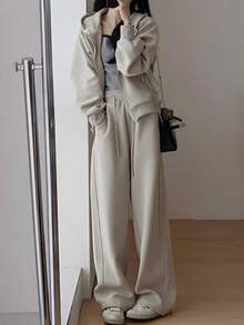 Conjunto deportivo informal con sudadera con capucha para mujer. Estilo Hong Kong a la moda. Pantalones anchos que estilizan y rejuvenecen. Conjunto de dos piezas con capucha para correr - Caqui - Ver 4