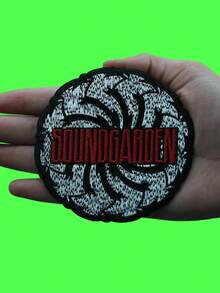 1 pieza Parche con el logotipo en blanco y negro de Soundgarden, banda de rock de Seattle, bordado para planchar - Multicolor - Ver 3