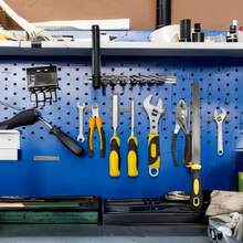 Nam châm hình chữ nhật 100x10x3mm - Có nhiều kích cỡ, phù hợp cho lắp đặt công nghiệp, sắp xếp nhà cửa, quản lý văn phòng, treo biển hiệu và cố định bề mặt kim loại. Thiết kế phẳng dài giúp tăng diện tích bám dính, tăng cường độ ổn định và khả năng chịu lực. Từ tính, độ bám dính chắc chắn và có thể tái sử dụng. - Bạc - Xem 9