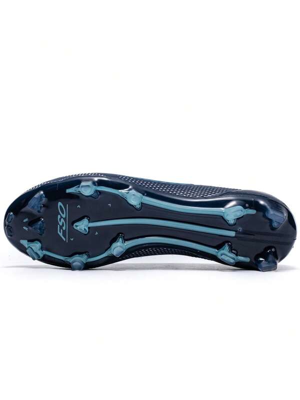 Men Football Cleats Professional Lightweight Soccer Shoes Low-Tops Non-Slip Spikes For Adult Soccer Cleats Training Sneaker