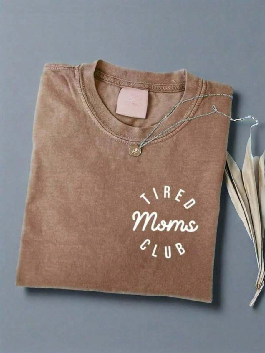Men's 230g Washed Vintage Cotton-Shirt - Tired Moms Club Graphic Print, Casual Short Sleeve Round Neck Tee, Funny Mother's Day Women, Washable Summer Top, Casual Attire |   Playful Print |   Durable Fabric - Cà phê nâu - Xem 1