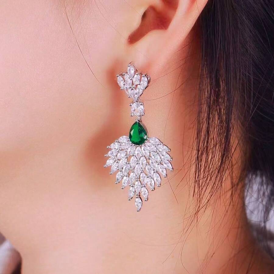 Pendientes largos con forma de pluma con circonita verde brillante, elegantes, apropiados para mujeres, novias elegantes, bodas, fiestas, accesorios de joyería