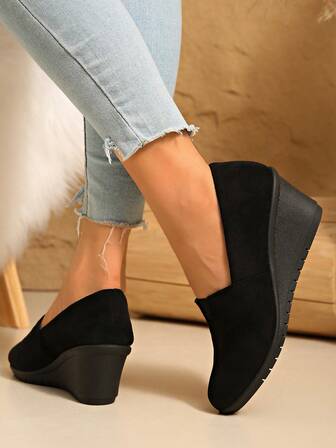 Stylish Black High Heels - Solid Color Low Vamp Soft Bottom Wedge Thick Bottom Slip-On Women's Shoes - Premium Velvet Material, Smooth And Comfortable - Black High Heels - Round Toe Design Highlights Aesthetics, Easy To Wear - Thick Bottom Mid-Heel Non-Slip Round Toe Slip-On Women's Shoes - Classic And Versatile