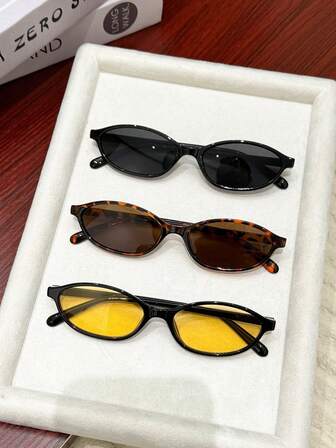 3副经典时尚基础款装饰眼镜，时尚配饰/轻便眼镜/椭圆形镜框设计，采用优质PC材质，适合任何脸型，是海滩度假、旅行和户外活动的理想之选