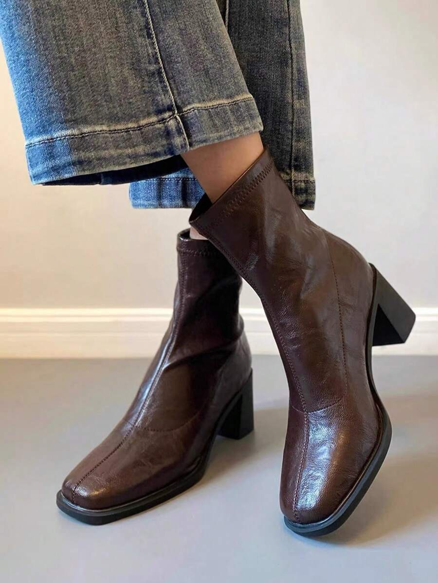 复古粗跟弹力修身踝靴，女式高跟通勤短靴，踝靴和短靴，秋季，秋冬羊毛靴，优雅