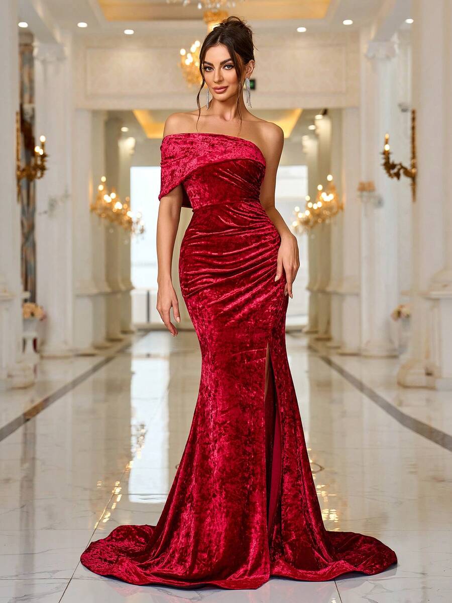 优雅露肩露背鱼尾长裙，适合女士正式晚宴穿着，秋冬新品 - 酒紅色 - 查看 1