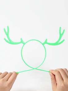 4 piezas Diademas que brillan en la oscuridad para Navidad, diademas con diseño de árbol de Navidad y gorro de Santa, accesorios para decoración de fiesta navideña, decoraciones navideñas que brillan, accesorios de disfraz navideño, relleno de calcetines navideños, relleno de bolsas de regalo navideñas, sombreros divertidos para aumentar el espíritu navideño, photocall de fiesta navideña, decoración de Año Nuevo 2026, decoración navideña, recuerdos de fiesta