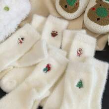 5 Pairs Women'S Christmas Stockings, White Fuzzy Embroidered Festive Socks, Warm Thickened Velvet Polyester 95% Spandex 5% Knit Fabric, Hand Washable Holiday Socks(1/3/5pairs)