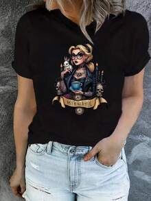 Camisa de Mujer de Algodón 100% Negro con Estampa de Mujer con Estilo Alternativo | Ideal para Amantes del Estilo Gothic | Con una tela de 180 gramos, esta camisa ofrece comodidad y un gran tacto. La estampa de la mujer con conejo, taza de café, esqueletos y un estilo que combina lo gótico con lo pin-up es atractiva y única. Es perfecta para llevar a exposiciones de arte, reuniones de fans de estilos alternativos o salidas a locales de rock. Si buscas ropa con estilos especiales, camisas con personajes con tatuajes, o prendas para el subgénero goth, esta camisa negra es una gran opción,halloween,disfraz halloween mujer,playeras de mujer,blusas para dama casuales,blusas para mujer,blusas,blusas para dama casuales,blusas elegantes dama,tops,Camisetas De Mujer Casual,Camisetas De Mujer Algodón,Camisetas De Mujer Con Estampado Floral,Camisetas De Mujer Blanco,Camisetas De Mujer Negro,Camisetas De Mujer En Oferta,Mangas Cortas Para Mujer,blusas mexicanas de mujer. - Negro - Ver 1