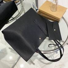 Un sac à main de haute qualité pour dames, sac à bandoulière, grand sac 2024 Nouveau sac automne et hiver grande capacité, porté à la main, sac de transport à l'épaule, le matériau est très bon, très haut de gamme - Noir - Voir 5