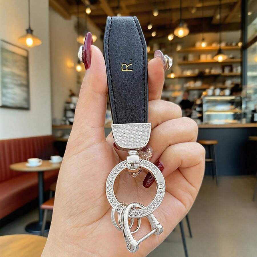 1 Pc PU Leather Rope Keychain With The Letter R, Suitable For Car Keys, Bag Accessories