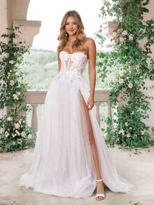 Elegant Sexy Lace Embroidery Strapless High Slit A Line Wedding Dresses For Bride-Backless Tuyhe Formal Evening Party Dress Bridal Gowns,Romantic Church Ceremony Wedding Dress,Suitable For Wedding,Dating,Party,Singles' Party,Vacation,Bride,Formal Occasions,Dinner Dress,Prom Dress,Homecoming Dress,Cocktail Party - 白色 - 查看 1