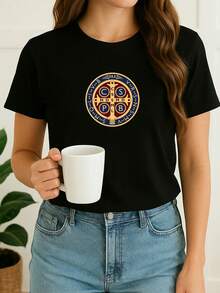 Camiseta Feminina Babylook Medalha De São Bento Colorida Religião Religiosa Minimalista Estampada 100% Algodão Várias Cores Fofa Tumblr Blogueira - Preto - Visão 2