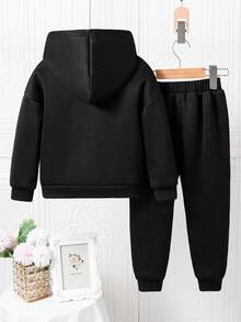 Bộ đồ thường ngày gồm áo hoodie và quần nỉ in chữ cho bé gái - màu đen - Xem 2