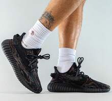 Adidas Yeezy Boost 350 V2 100% Original Product Do Not Hesitate To Buy The - Nâu và đen - Xem 3