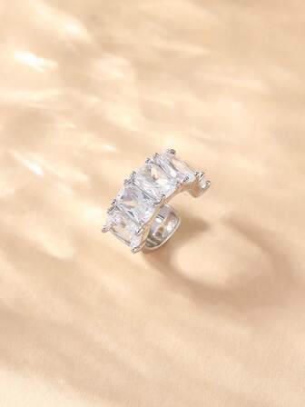 1pc Minimalist Luxury Zirconia Inlaid Ear Cuff Earring