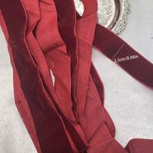 1 szt. 5 jardów luksusowej bordowej aksamitnej wstążki – miękka, jednostronna i trwała, idealna do pakowania prezentów, samodzielnego wyrobu biżuterii, dekoracji choinkowych, aranżacji weselnych i wystroju wnętrz – idealna do rękodzieła i dekoracji, dekoracji walentynkowych, pakowania prezentów