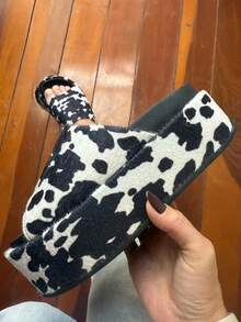 Women's  Slide Platform Clog - COW PRINT - 黑色 - 查看 3