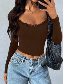 VIVINA 女士纯色休闲巧克力棕色蕾丝边修身长袖T恤，春夏户外上衣，度假上衣，百搭T恤，朋克街头运动风上衣 - 巧克力棕 - 查看 3