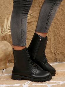 Mira Footwear 女士加大码时尚复古系带侧拉链黑色踝靴，休闲舒适拉链户外系带中筒靴，百搭假日必备秋冬靴 - 黑色 - 查看 5