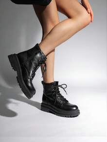 Wide Fit Lace-Up Combat Boots Ankle Booties For Women - màu đen - Xem 2