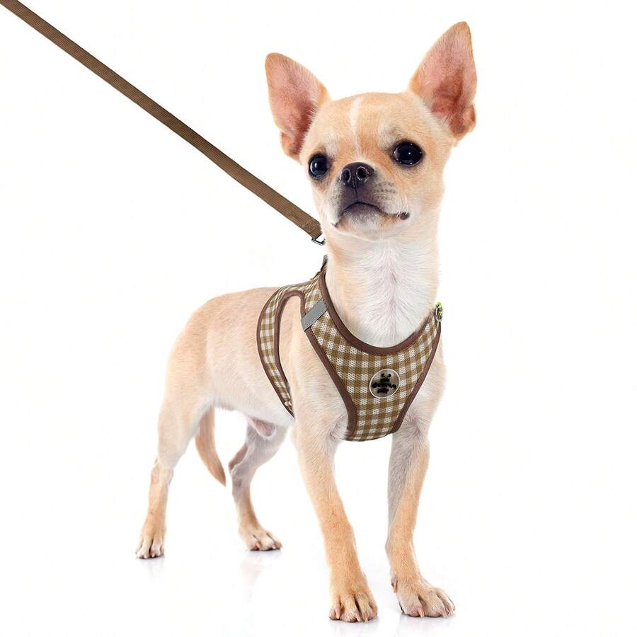 Set de 2 arneses para mascotas con correa, con diseño de cuadros, fabricados con tela de poliéster duradera y transpirable, con bandas reflectantes, apropiados para caminar al aire libre y uso nocturno