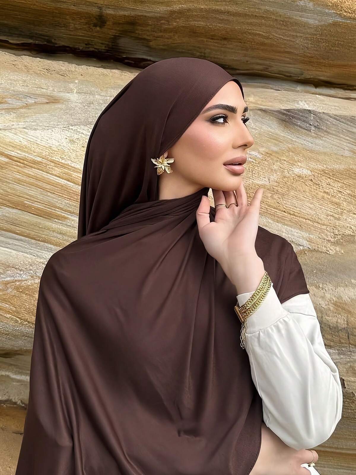 1 pièce Foulard élégant et décontracté pour femme, de couleur unie classique. Fabriqué en tissu tricoté premium en viscose jersey. Foulard turban long, convenant pour la vie quotidienne, les sorties et les rassemblements 2