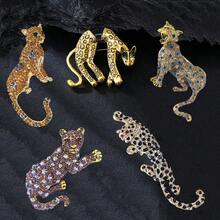 1pc Leopard Animal Casual Vintage Zinc Alloy Rhinestone Inlaid Brooch, Suitable For Men's Daily, Workplace, Banquet Occasions, Autumn/Winter Coat, Suit Jacket Lapel Pin Accessory, Holiday Gift - Leopard - View 10