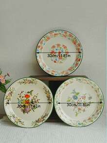 1个烤盘 + 1套圣诞饼干模具（姜饼人、圣诞树、雪花）。这套烤盘和饼干模具既可作为礼物赠送，也可用于烤箱烘焙，是一款全年适用的多功能烘焙模具。它适合家庭聚会和节日使用，也可作为礼物赠送给亲朋好友。 - 薔薇 - 查看 4