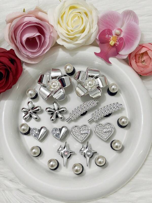 22 قطعة/مجموعة من سلسلة الزهور الخشبية الأصلية المطلية بالفضة عالية الجودة، اكسسوارات زخرفية للأحذية قابلة للفصل بتصاميم القمح والقلب واللؤلؤ ثلاثي الأبعاد، أزرار أحذية بلاستيك ABS مجوفة للاستخدام المنزلي والخارجي والشاطئ والصيف